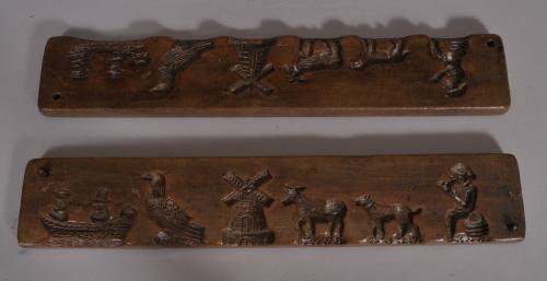 S/4090 Antique Treen 19th Century Fruitwood Confectionery Mould