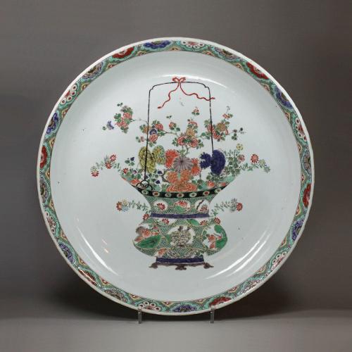 Chinese famille verte charger, Kangxi (1662-1722)