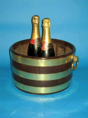 A shallow mahogany & brass bound bucket, circa 1800