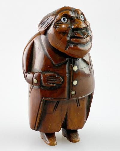 Coquilla snuff man. French, early 19th century