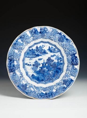 Chinese export porcelain dishes, c. 1770, Qianlong reign, Qing dynasty