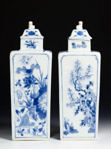 Pair of Chinese porcelain square vases and covers, c. 1720, Kangxi reign, Qing dynasty