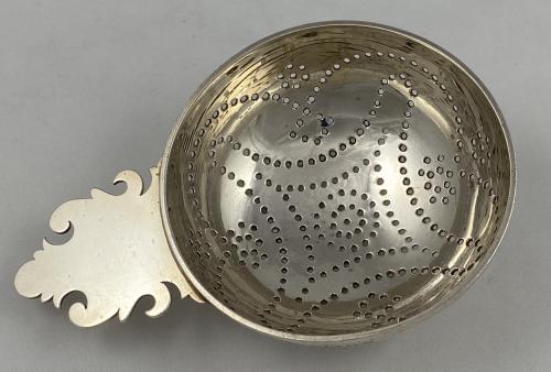 Crichton Silver tea strainer 1936