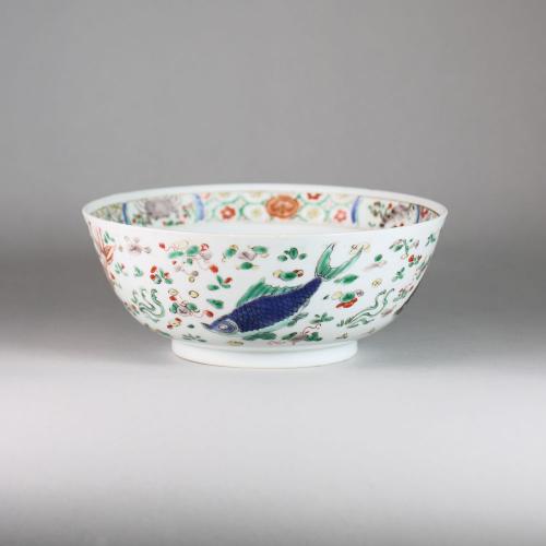 Small Chinese famille verte ‘fish’ bowl, Kangxi (1662-1722)