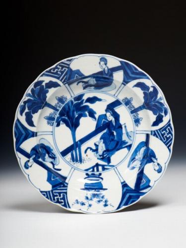 Chinese porcelain deep plate, Kangxi (1622-1722) mark and period, Qing dynasty