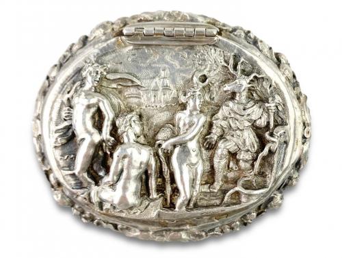 Repoussé silver box. Italian, late 17th century