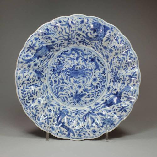 Chinese blue and white moulded dish, Kangxi (1662-1722)