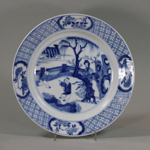 Chinese blue and white plate, Kangxi mark and period (1662-1722)