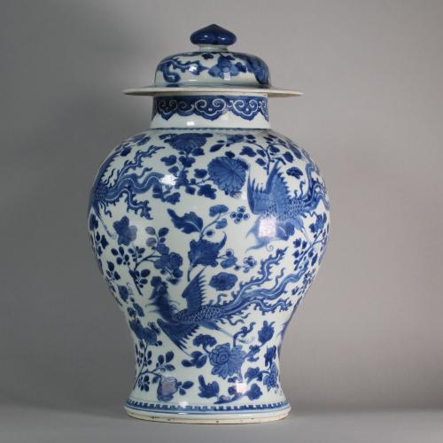 Chinese baluster blue and white jar Kangxi (1662-1722)