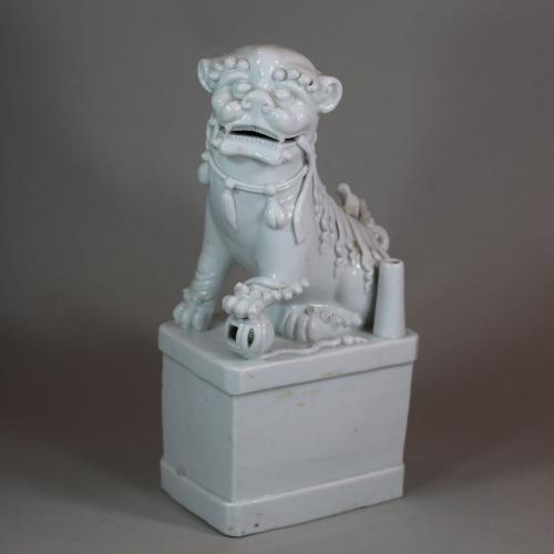 Chinese blanc de chine dog of Fo, Qing dynasty (1662-1916)