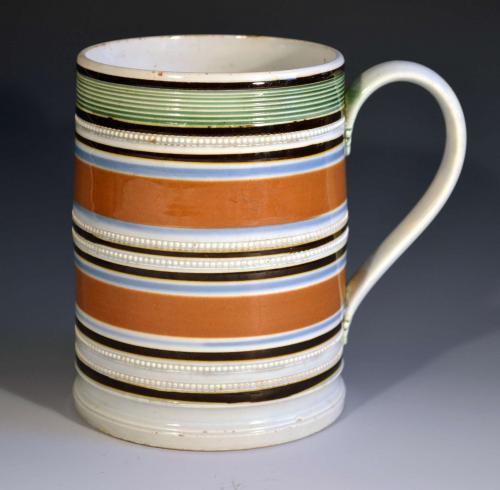 Ochre & Earthworm Coloured Mocha Pottery Tankard, Circa 1800-20