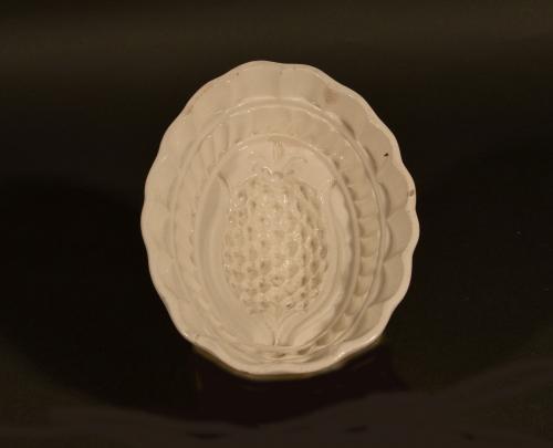 Antique English Pineapple Food Mould, Circa 1790-1800