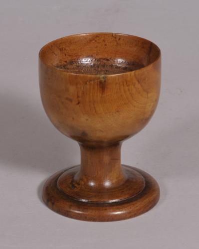 S/4171 Antique Treen 19th Century Beech Pedestal Salt