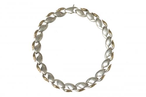 Vintage Swan Link Necklace in Silver and Gold, London 1979.