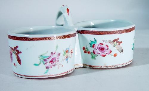 Chinese Export Famille Rose Porcelain Cruet Holder, Circa 1765