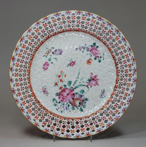 Chinese famille rose reticulated plate, Qianlong (1736-1795)
