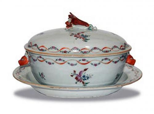 Chinese Export Porcelain Famille rose Soup Tureen, Cover & Stand