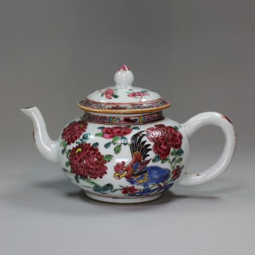 Chinese famille rose teapot and cover Yongzheng (1723-1735)