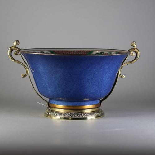 Chinese powder blue and famille verte bowl Kangxi (1662-1722)