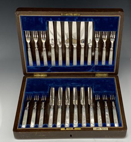 Walker and Hall silver flatware cutlery 