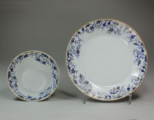 Chinese teabowl and saucer, Qianlong (1736-95)