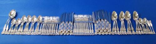 A Tiffany Sterling Silver 88-Piece 'English King' Pattern Cutlery Set