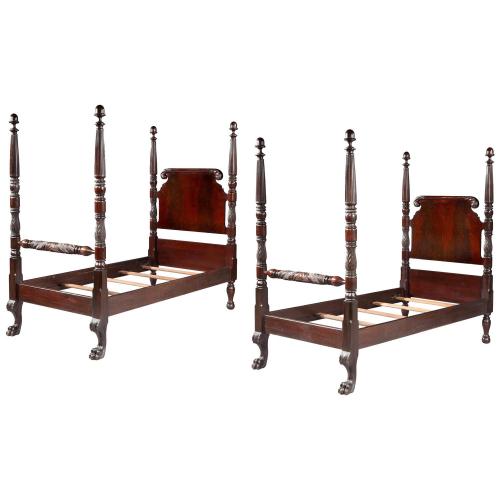 Pair of Beds, 19th Century, American Colonial-Style, Mahogany, ‘Antiquarian’