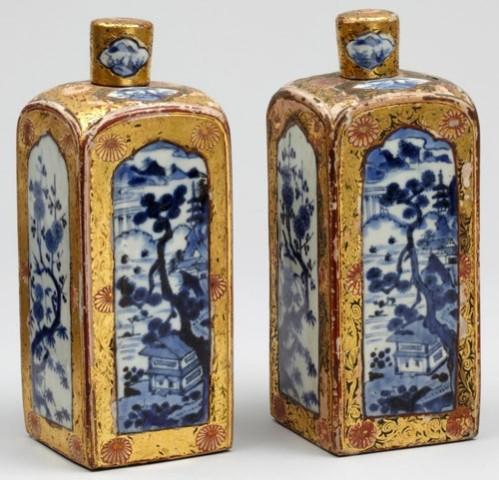 A Pair of Japanese Arita Later Decorated Flasks, Early 18th Century