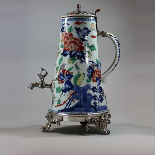 Japanese imari coffee pot and cover with later silver-plated mounts, Edo Period, c. 1700