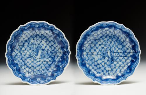 Pair of small Chinese export porcelain plates, Shunzhi.