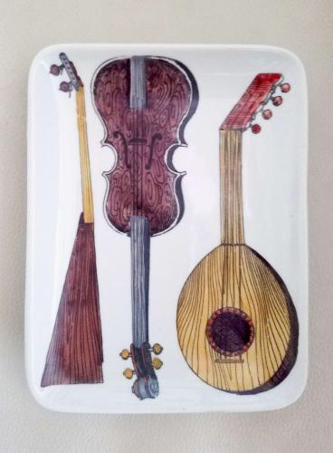 Vintage Piero Fornasetti Ceramic Dish with Musical Stringed Instruments, 1960s