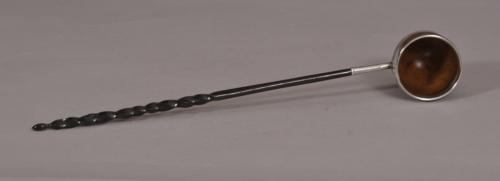 S/4288 Antique Treen Early 18th Century Ladle