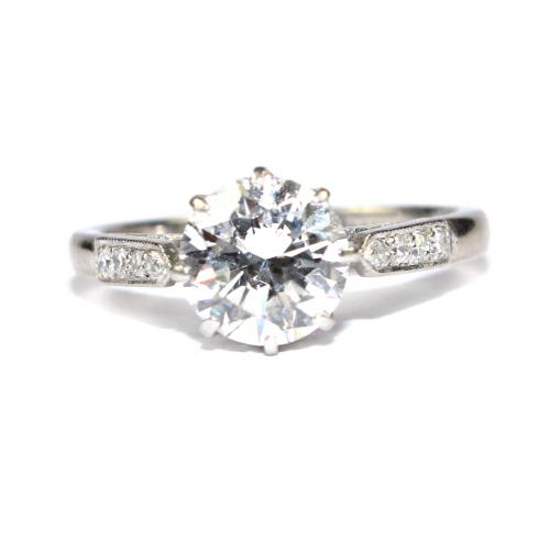 Art Deco 1.50 Carat Diamond Ring c.1940