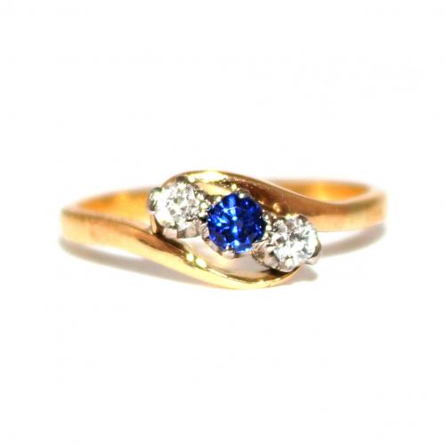 Edwardian Sapphire & Diamond 3 Stone Twist Ring c.1915