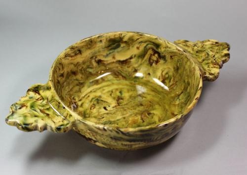 French solid agate-ware porringer, 18th/19th century