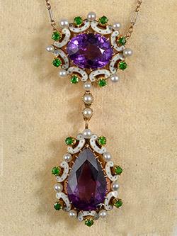 Suffragette pendant un enamel pearl and green garnet with platinum gold pearl chain