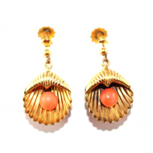 Victorian Coral Shell Earrings - Screw Fittings c.1900