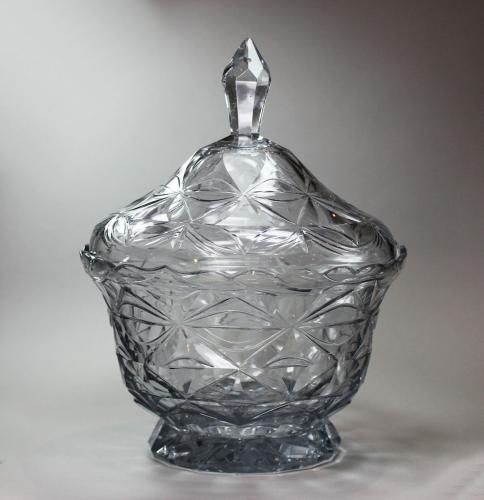 Irish glass bowl and cover, 18th century