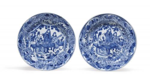 A Pair Of Chinese Export Blue And White Porcelain ‘Musicians’ Dishes, Qing Dynasty, Kangxi Period