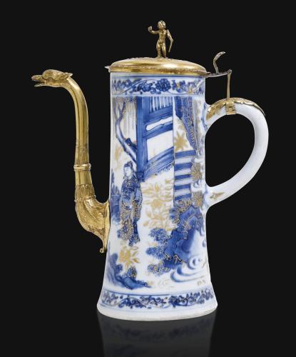 A Chinese Blue and White Porcelain Gilt Metal Mounted Coffee Pot
