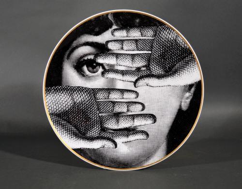 Rosenthal Piero Fornasetti Porcelain Plate, Themes & Variation Pattern, Motiv 15, 1980s