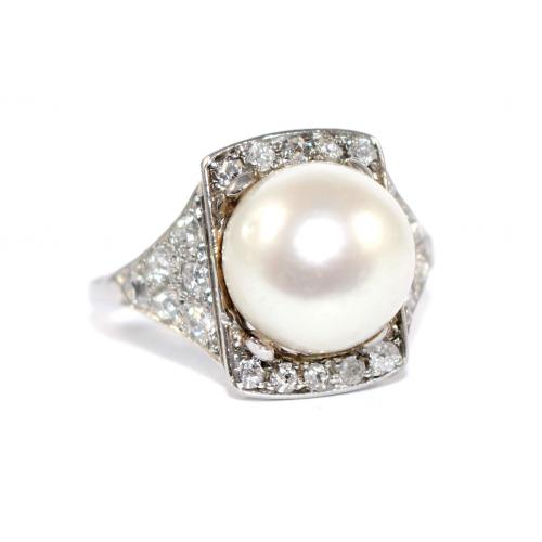 Art Deco Pearl & Diamond Ring c.1935
