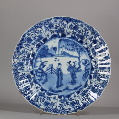 Chinese blue and white dish, late Kangxi (1662-1722)