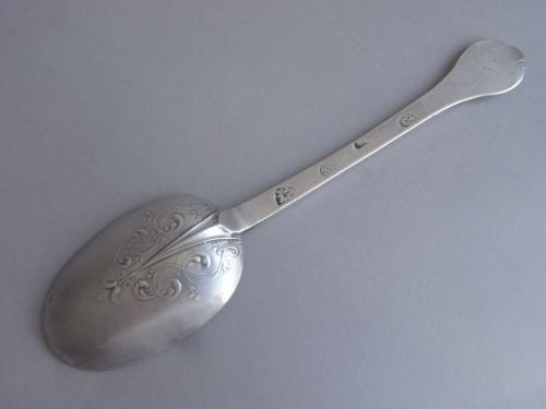A very fine Charles II Laceback Trefid Spoon made in London in 1682 by Lawrence Coles