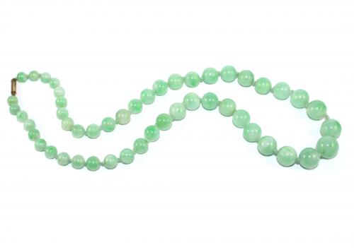 Art Deco Graduated Jade Beads c.1925
