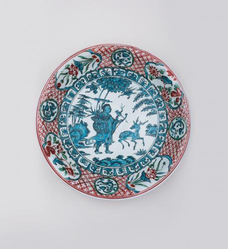 Large Swatow deep circular dish, Ming dynasty, circa 1600