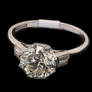 Platinum Art Deco diamond single stone ring