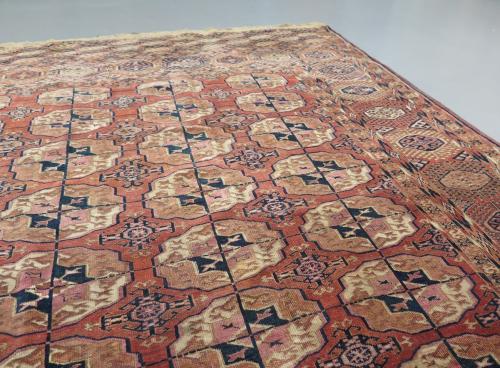 Antique Tekke Main carpet