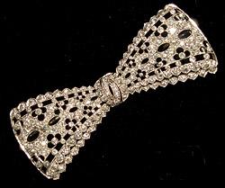 Platinum set Edwardian ribbon bow brooch