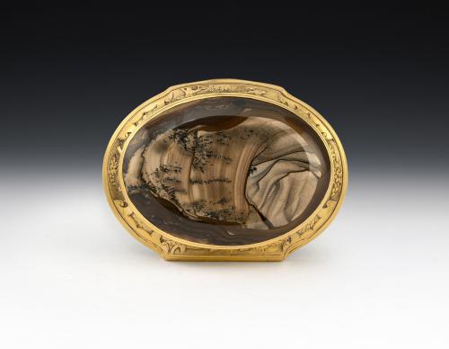 An important George II Gold Mounted Hardstone Snuff Box made almost certainly in London circa 1735/40